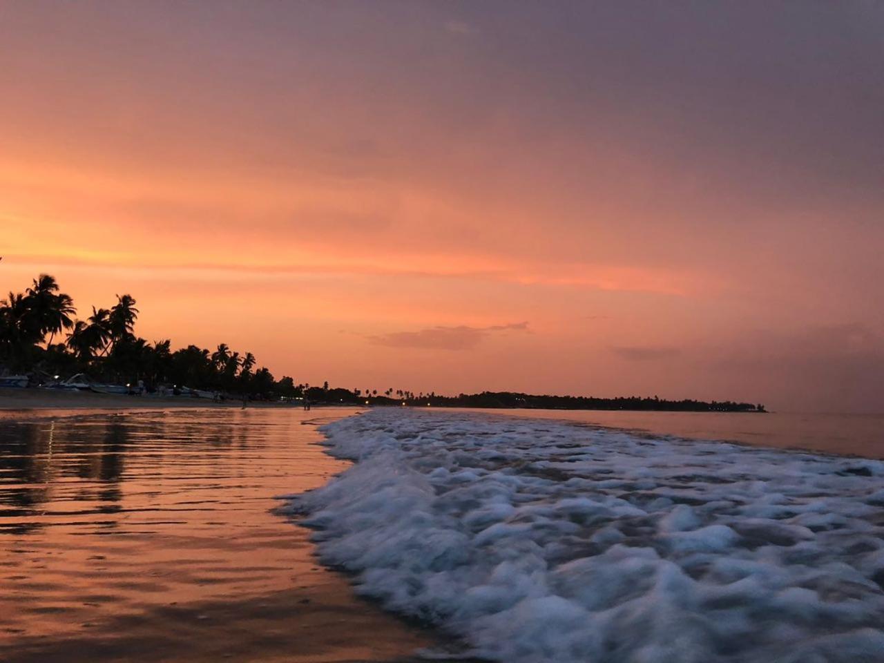 Under Water Safaris And Resort Uppuveli Exterior foto